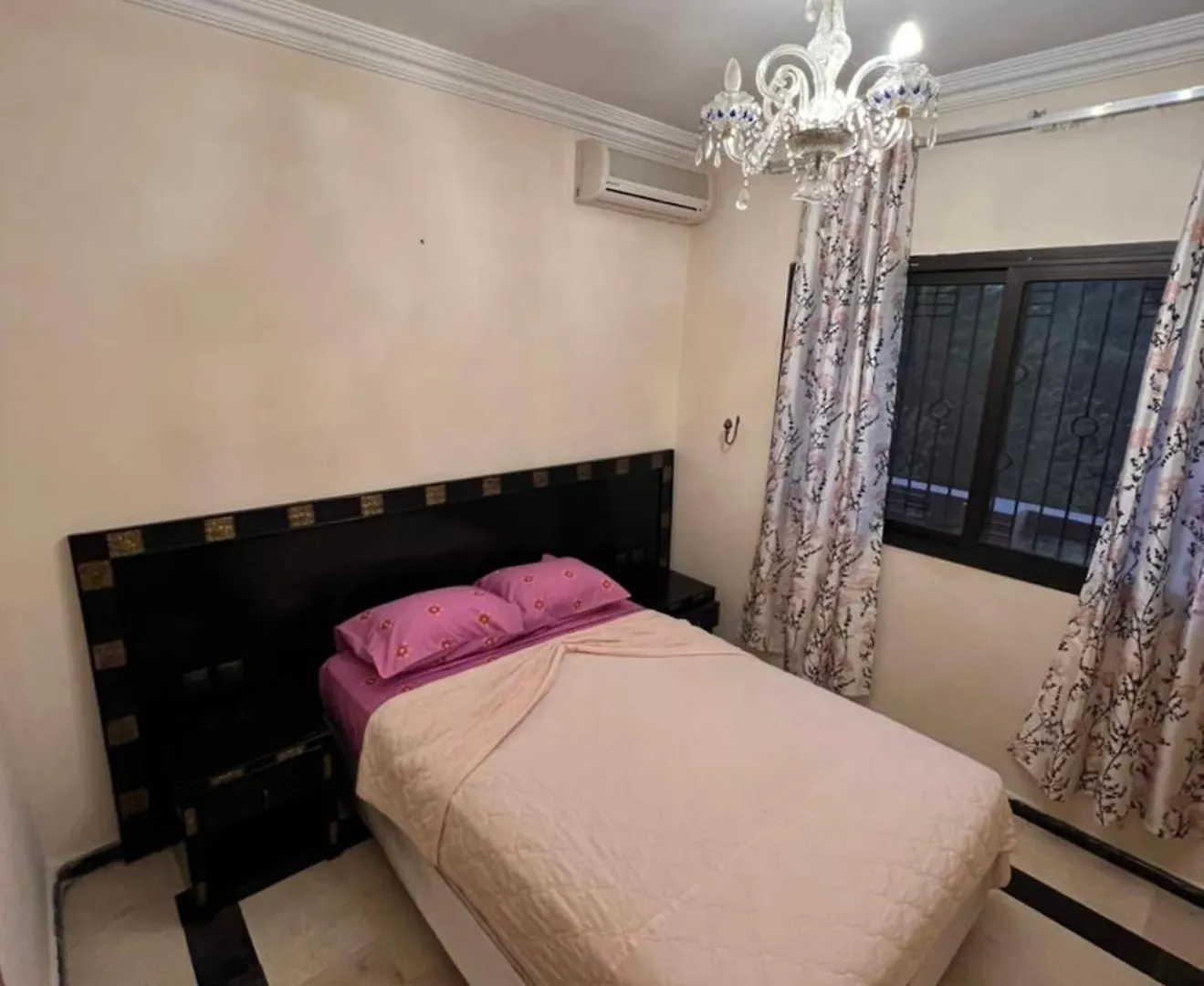 Apartmán Superbe Appartement Equipe En Residence Propre Avec Piscine Marakéš Maroko